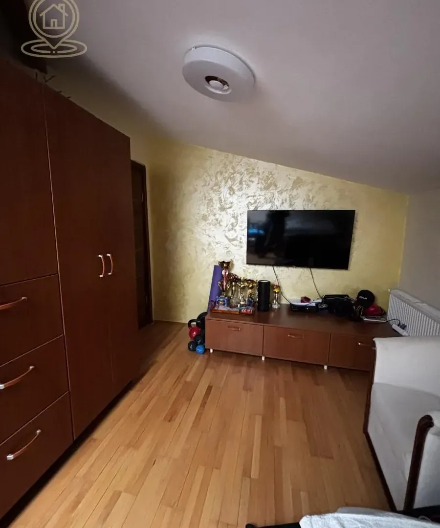 Prodaja, trosoban stan, 63m², Medijana, Niš