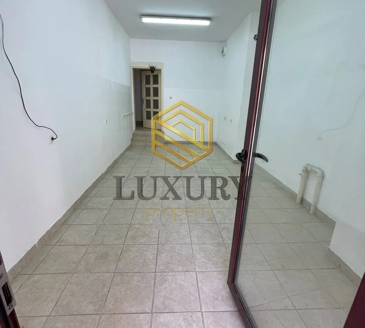 Rent, office space, 32m², Malo Brdo, Podgorica