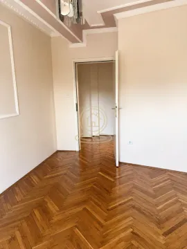 Izdavanje, dvosoban stan, 60m², Bulevar Oslobodjenja, Novi Sad Sve Podlokacije - image 7