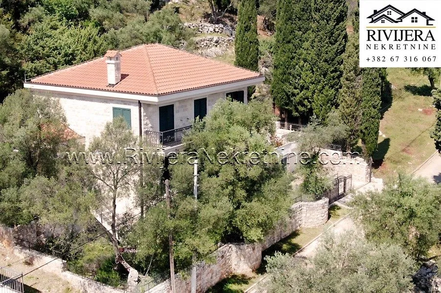 Prodaja, kuća, 223m², Žvinje, Herceg Novi