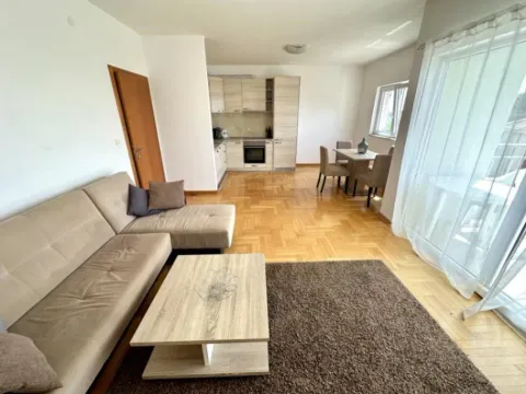 Sale, two bedroom apartment, 81m², Petrovac, Budva