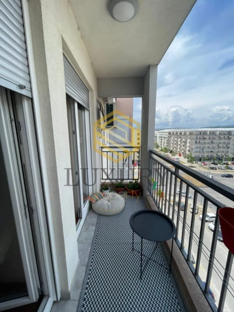 Izdavanje, jednosoban stan, 46m², Stari Aerodrom, Podgorica