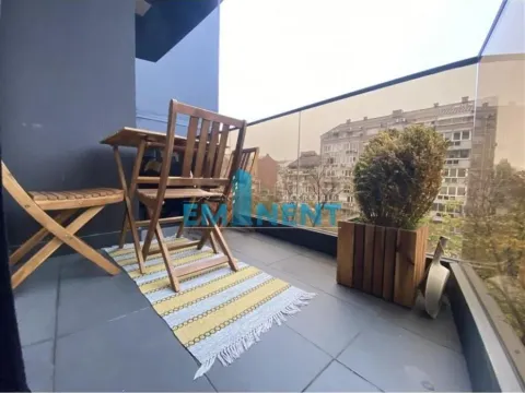 Rent, two bedroom apartment, 43m², Južni Bulevar, Vračar Sve Podlokacije - image 11