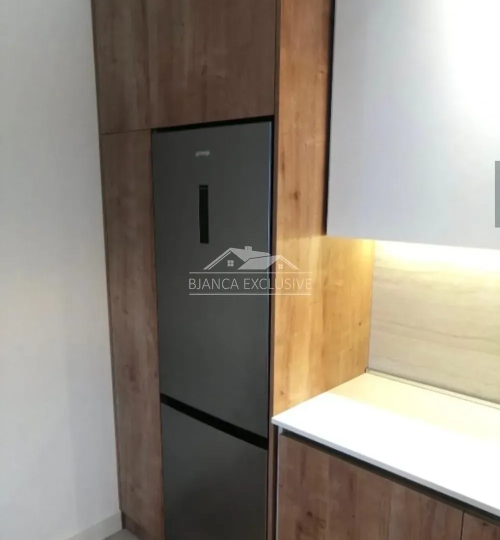 Prodaja, četvorosoban stan, 109m², Savski Venac, Beograd