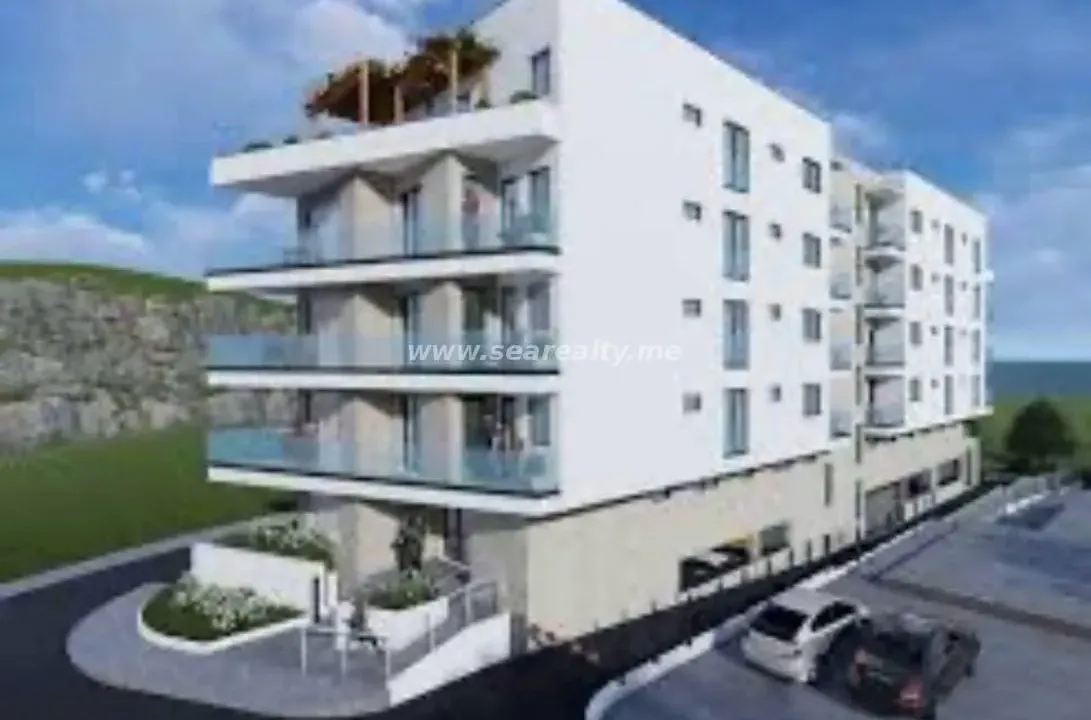 Sale, land lot, 1300m², Bečići, Budva