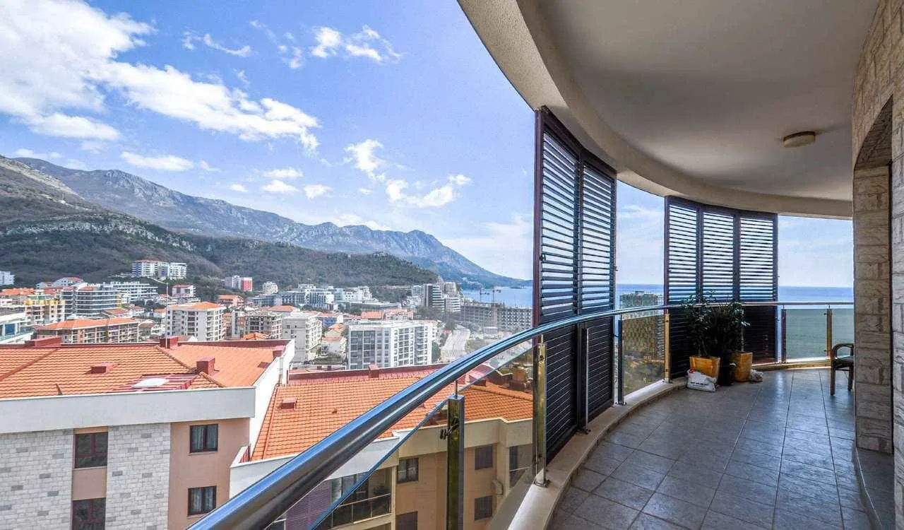 Prodaja, dvosoban stan, 88m², Bečići, Budva