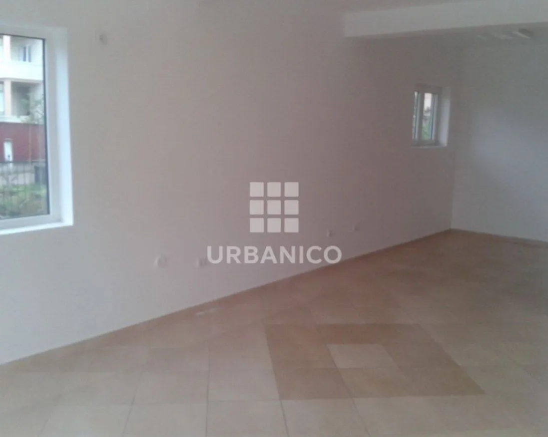 Rent, office space, 100m², Donja Lastva, Tivat