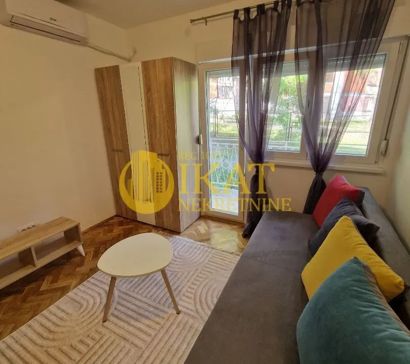 Rent, one bedroom apartment, 20m², Kanarevo Brdo, Beograd