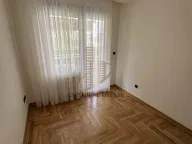 Izdavanje, četvorosoban stan, 95m², Vračar Sve Podlokacije, Beograd - image 9