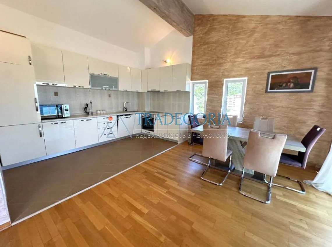 Prodaja, dvosoban stan, 105m², Petrovac, Budva