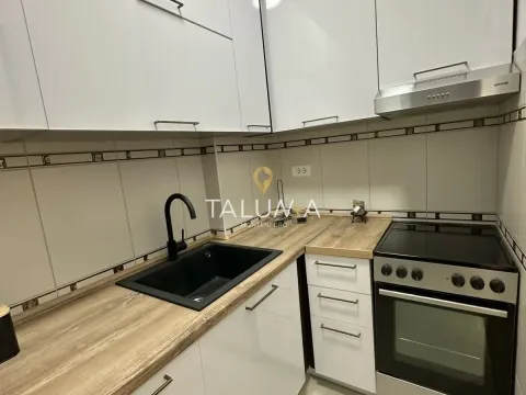 Izdavanje, jednosoban stan, 53m², Centar, Podgorica - image 4