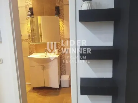 Rent, four bedroom apartment, 140m², Đeram Pijaca, Beograd - image 13