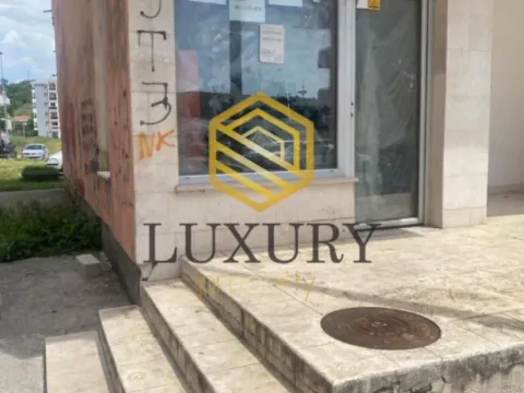 Sale, office space, 41m², Zabjelo, Podgorica - image 2