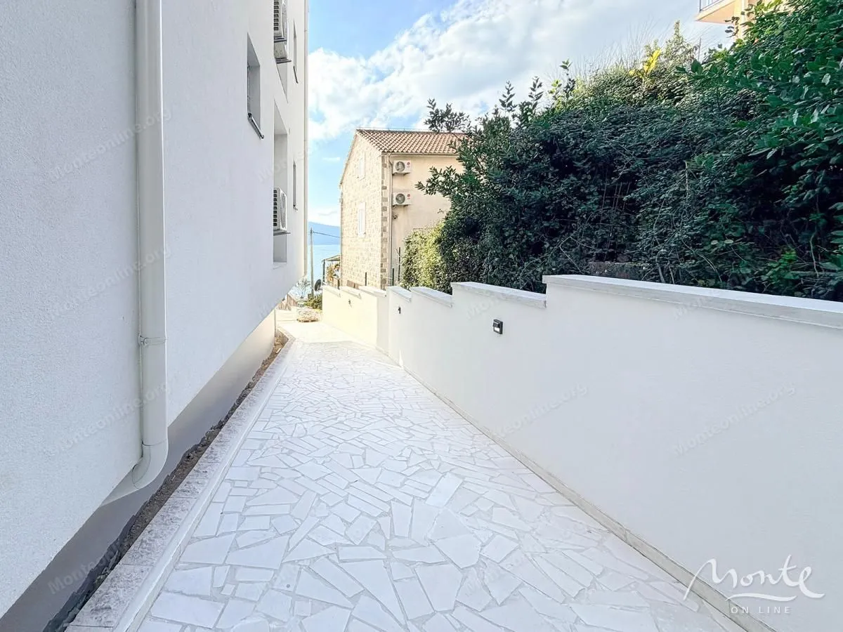 Prodaja, jednosoban stan, 44m², Donja Lastva, Tivat