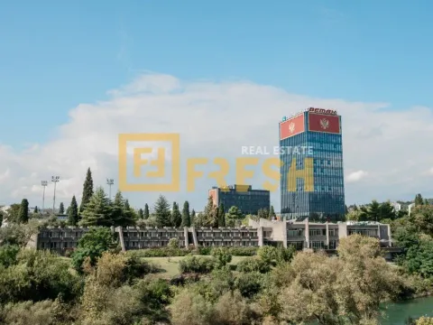 Izdavanje, poslovni prostor, 100m², Preko Morače, Podgorica - image 13