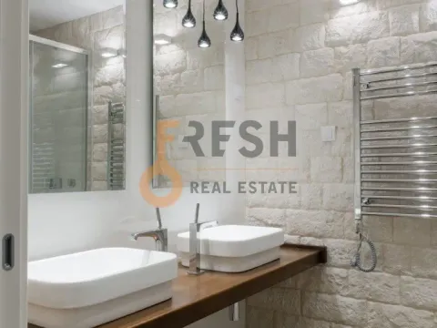 Sale, house, 285m², Budva, Crna Gora - image 15