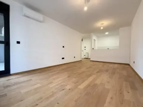 Prodaja, dvosoban stan, 58m², Hala Pionir, Palilula Sve Podlokacije - image 4