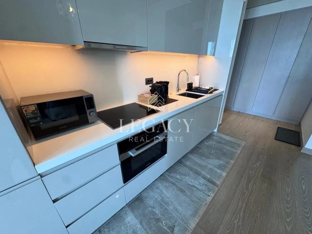 Izdavanje, dvosoban stan, 60m², Savski Venac, Beograd