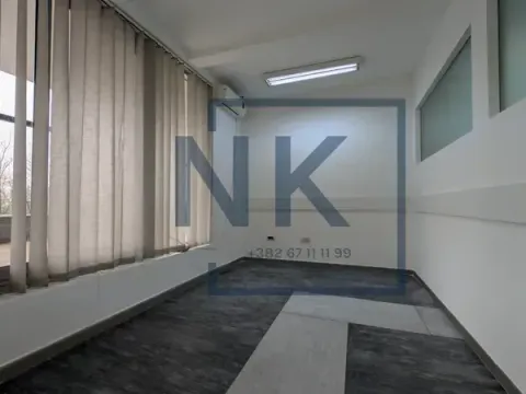 Izdavanje, poslovni prostor, 160m², 1 maj, Podgorica - image 9