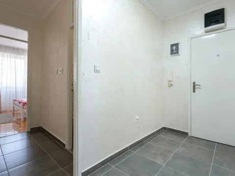 Prodaja, dvosoban stan, 70m², Podgorica, Crna Gora - image 11