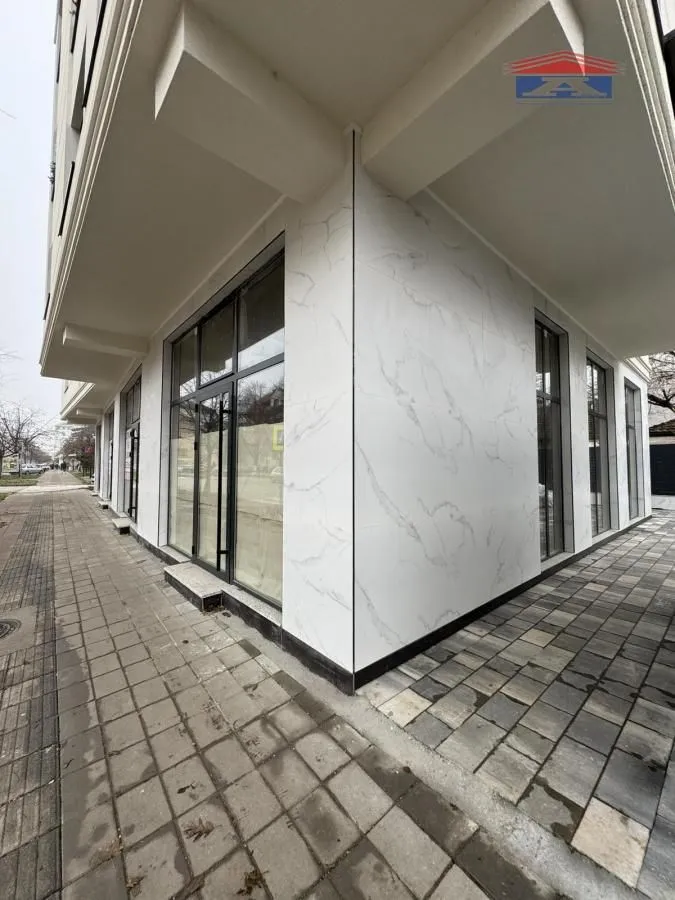 Rent, office space, 220m², Sajmište, Novi Sad