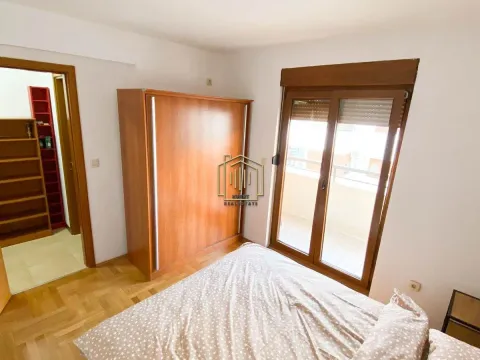 Izdavanje, dvosoban stan, 65m², Stari Aerodrom, Podgorica - image 12