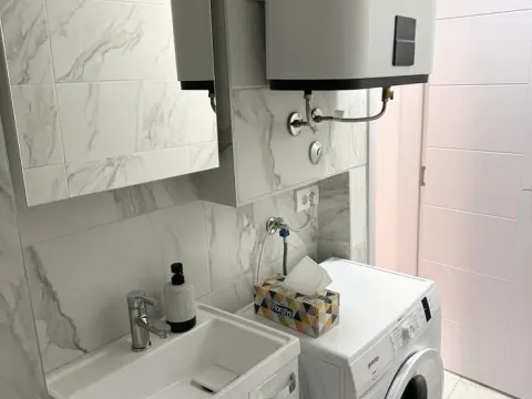 Izdavanje, jednosoban stan, 34m², Lipov Lad, Zvezdara Sve Podlokacije - image 5