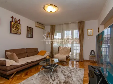 Rent, two bedroom apartment, 70m², Gornja Gorica, Podgorica - image 2