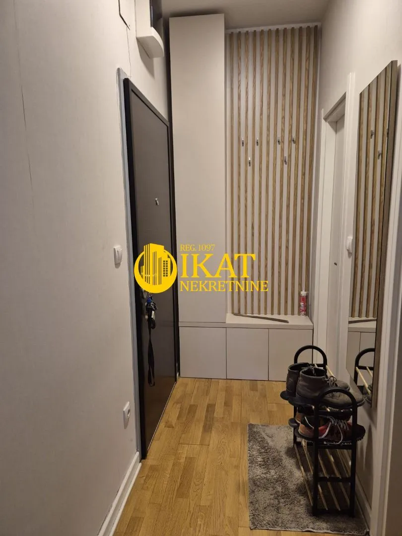 Prodaja, četvorosoban stan, 74m², Karaburma, Palilula Sve Podlokacije