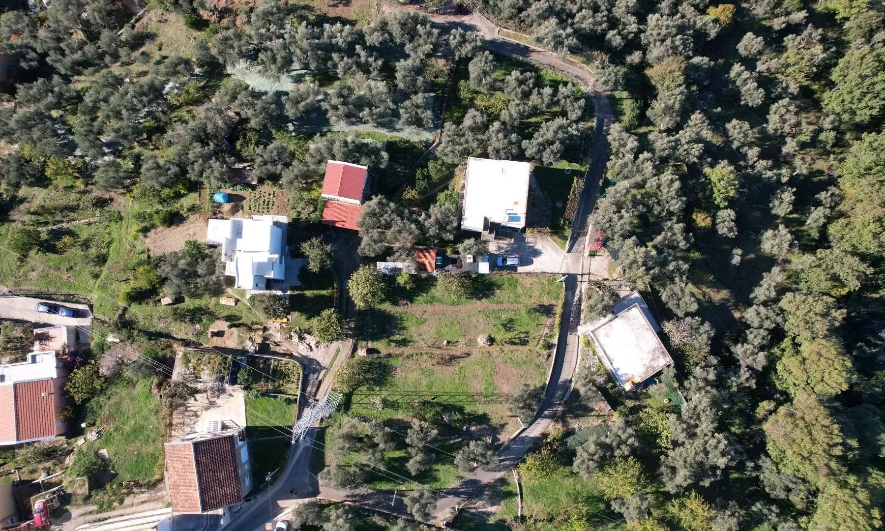 Prodaja, plac, 2400m², Bar, Crna Gora