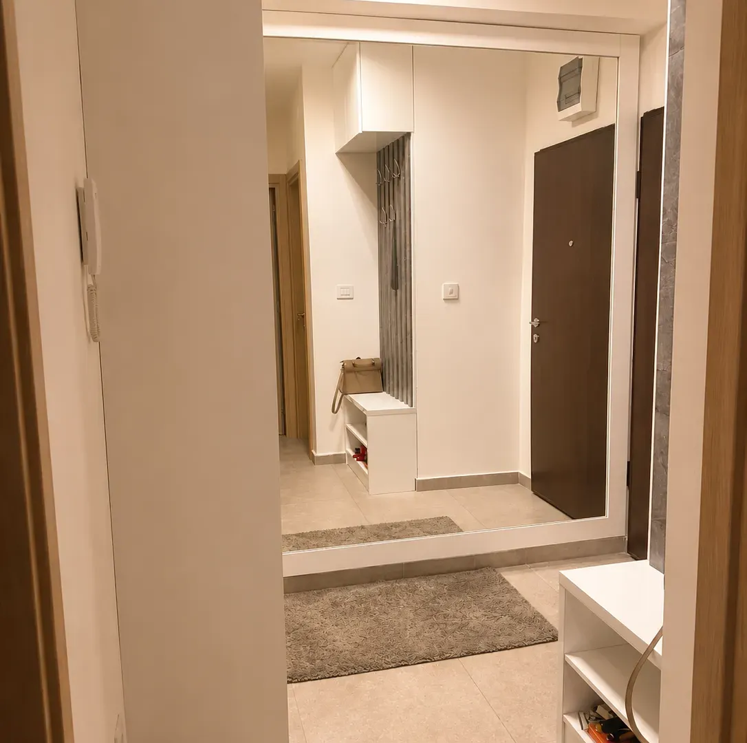 Izdavanje, dvosoban stan, 64m², Pobrežje, Podgorica