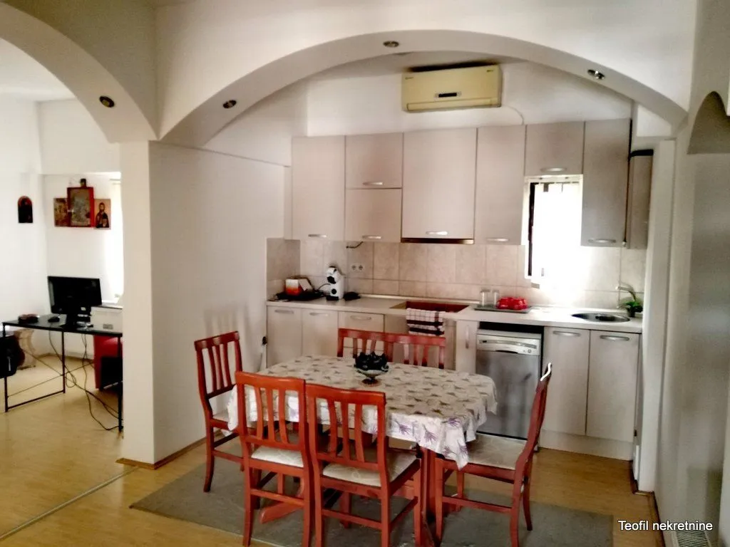 Prodaja, kuća, 307m², Lazarevac, Beograd