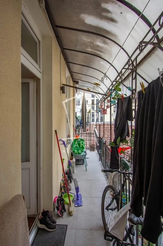 Prodaja, četvorosoban stan, 94m², Dorćol Sve Podlokacije, Beograd