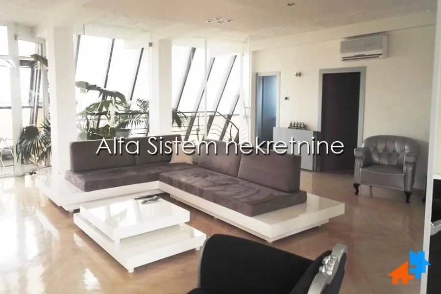 Rent, office space, 180m², Stari Grad, Beograd