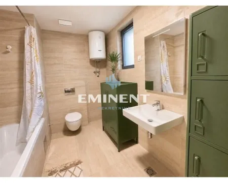 Izdavanje, trosoban stan, 81m², Novi Beograd Blok 65, Novi Beograd Sve Podlokacije - image 16