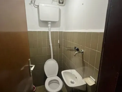 Prodaja, stan, 76m², Blok 6, Podgorica - image 7