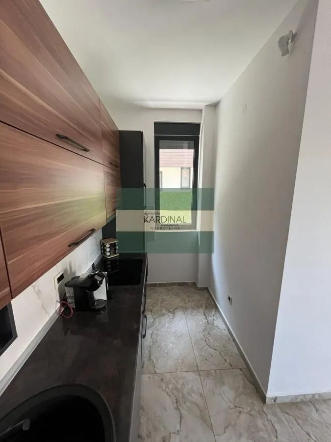 Prodaja, stan, 150m², Sremska Kamenica, Petrovaradin