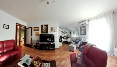 Izdavanje, četvorosoban stan, 108m², Savski Venac, Beograd - image 4