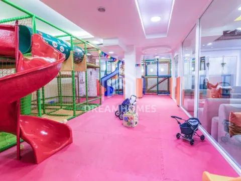 Izdavanje, ugostiteljski objekat, 400m², Centar, Podgorica - image 5