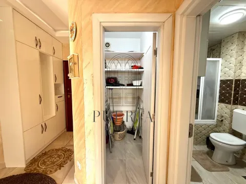Rent, two bedroom apartment, 74m², Stara Varoš, Podgorica - image 11