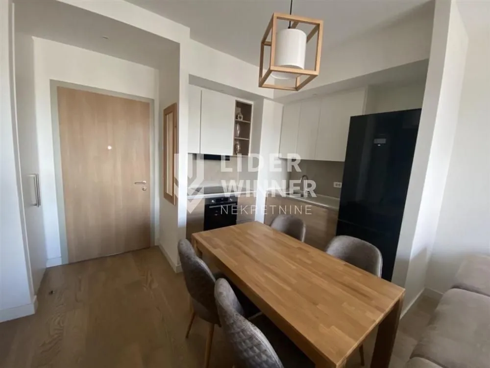 Prodaja, dvosoban stan, 54m², Savski Venac, Beograd