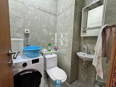 Prodaja, trosoban stan, 84m², Stari Aerodrom, Podgorica - image 12