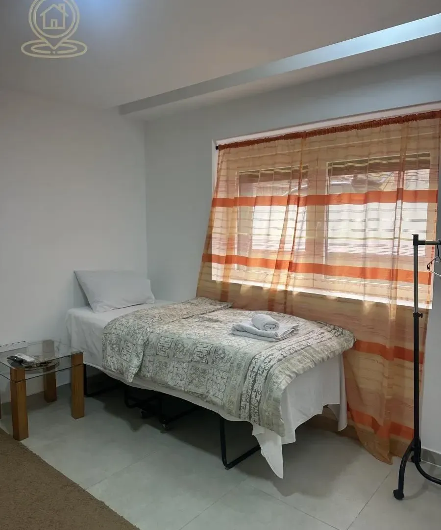 Rent, office space, 93m², Medijana, Niš