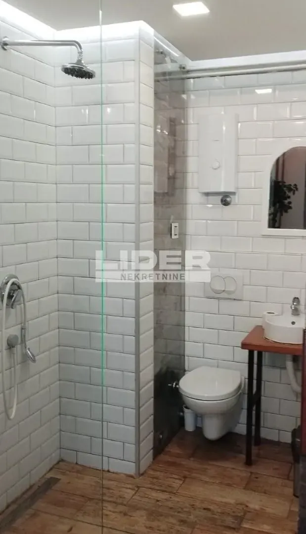 Prodaja, stan, 43m², Cvetni Trg, Vračar Sve Podlokacije