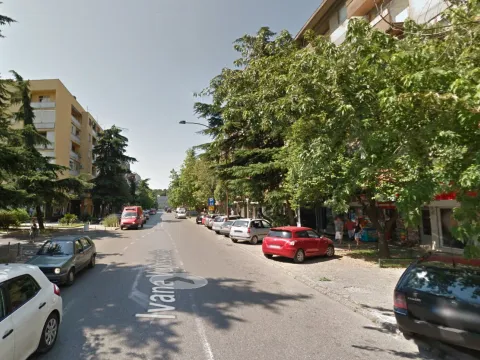 Prodaja, trosoban stan, 122m², Preko Morače, Podgorica - image 2