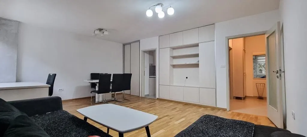 Rent, one bedroom apartment, 65m², Blok 5, Podgorica