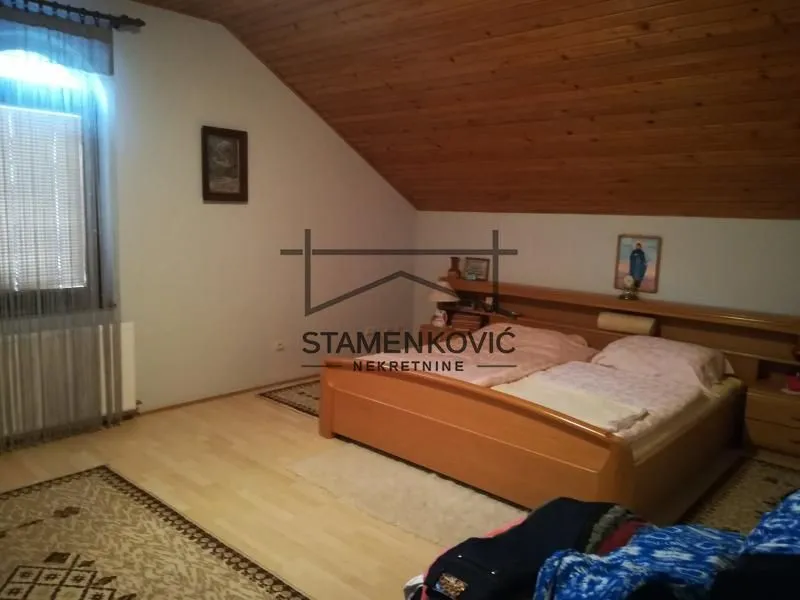 Prodaja, kuća, 250m², Novo naselje, Novi Sad