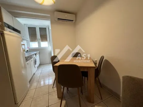 Izdavanje, dvosoban stan, 57m², Sajam, Novi Sad Sve Podlokacije - image 4