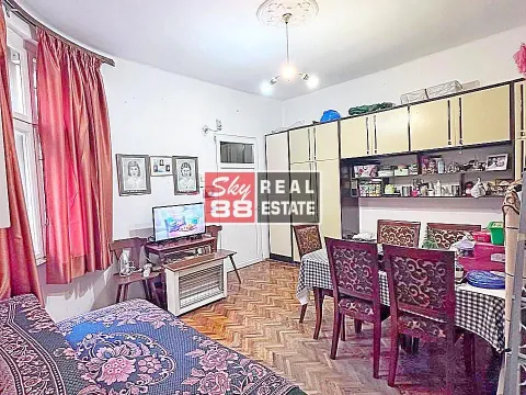 Sale, two bedroom apartment, 46m², Kalenić Pijaca, Vračar Sve Podlokacije - image 4