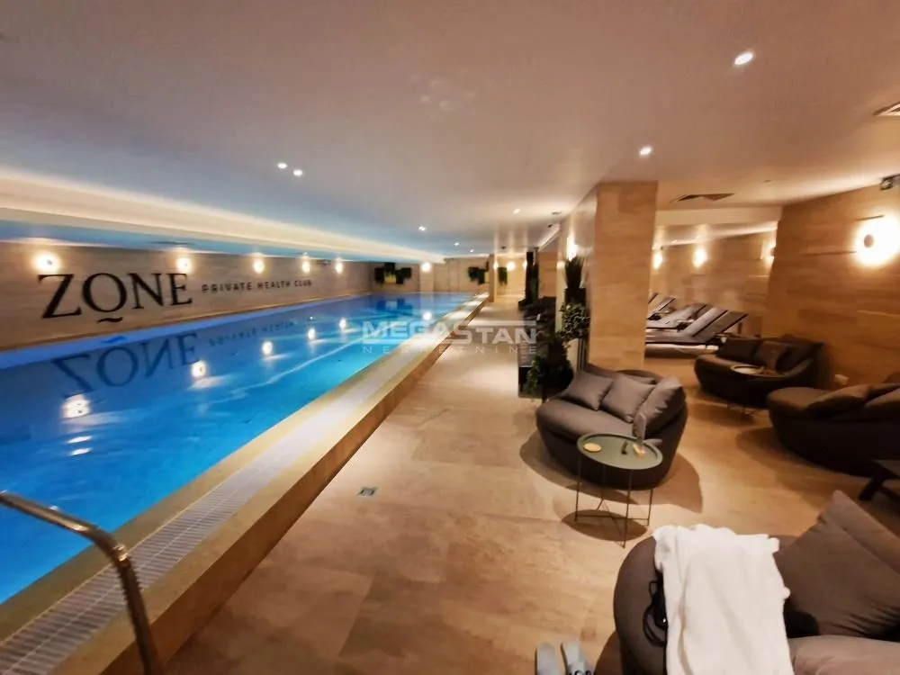 Izdavanje, dvosoban stan, 67m², Savski Venac, Beograd